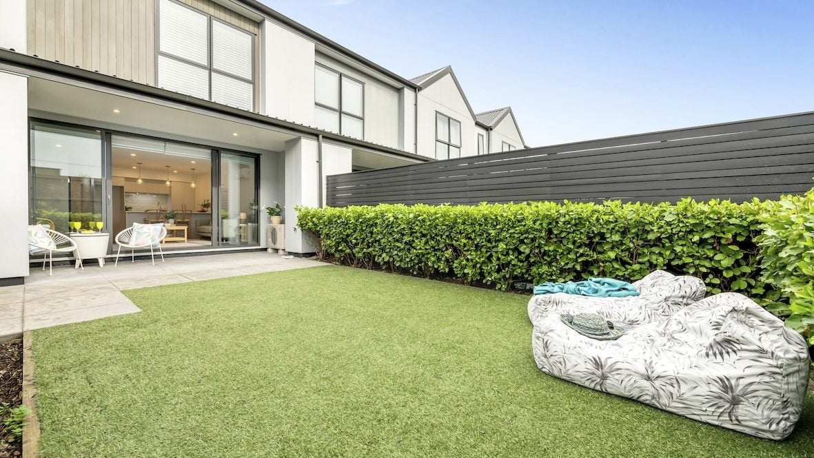 56 Ninth View Avenue, Beachlands, Auckland - Carousel 1
