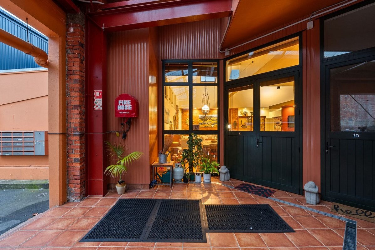 12/14 Alpha Street, Te Aro, Wellington - Carousel 2