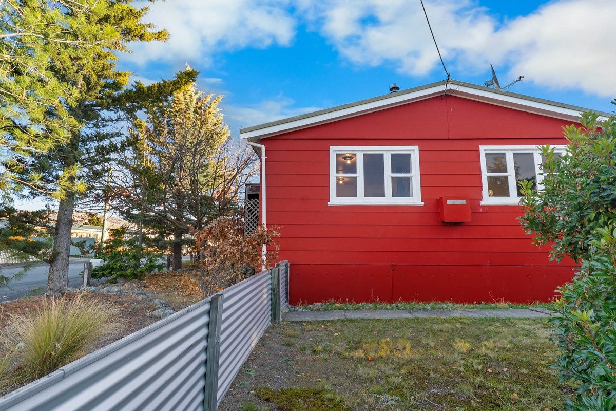 36 Jollie Road, Twizel - Carousel 21