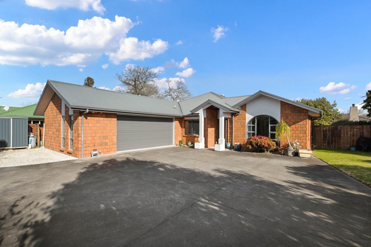 91A Carlyle Street, Leamington, Cambridge - Carousel 2