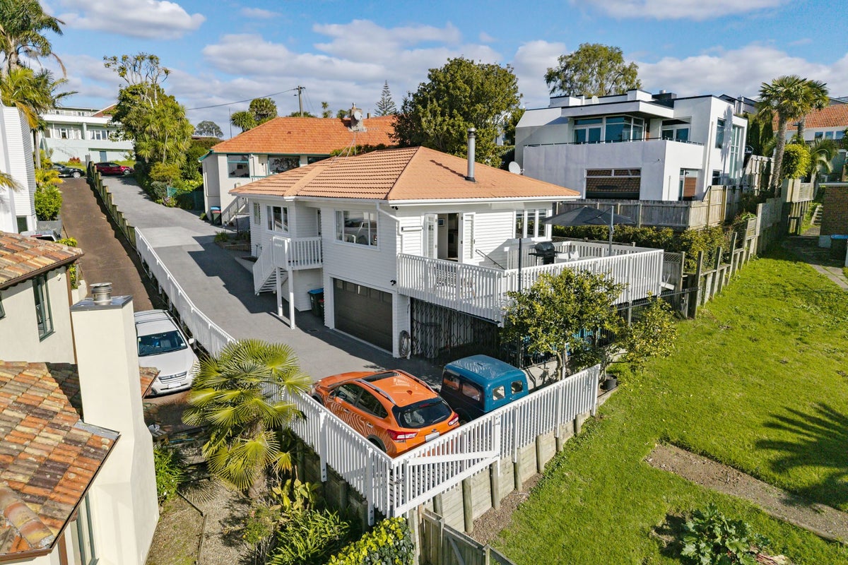 4A Godden Crescent, Orakei, Auckland - Carousel 1