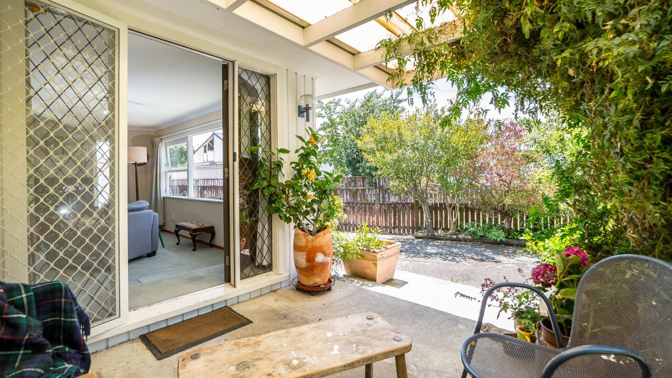 12 Taverner Street, Carterton, Carterton - Carousel 1