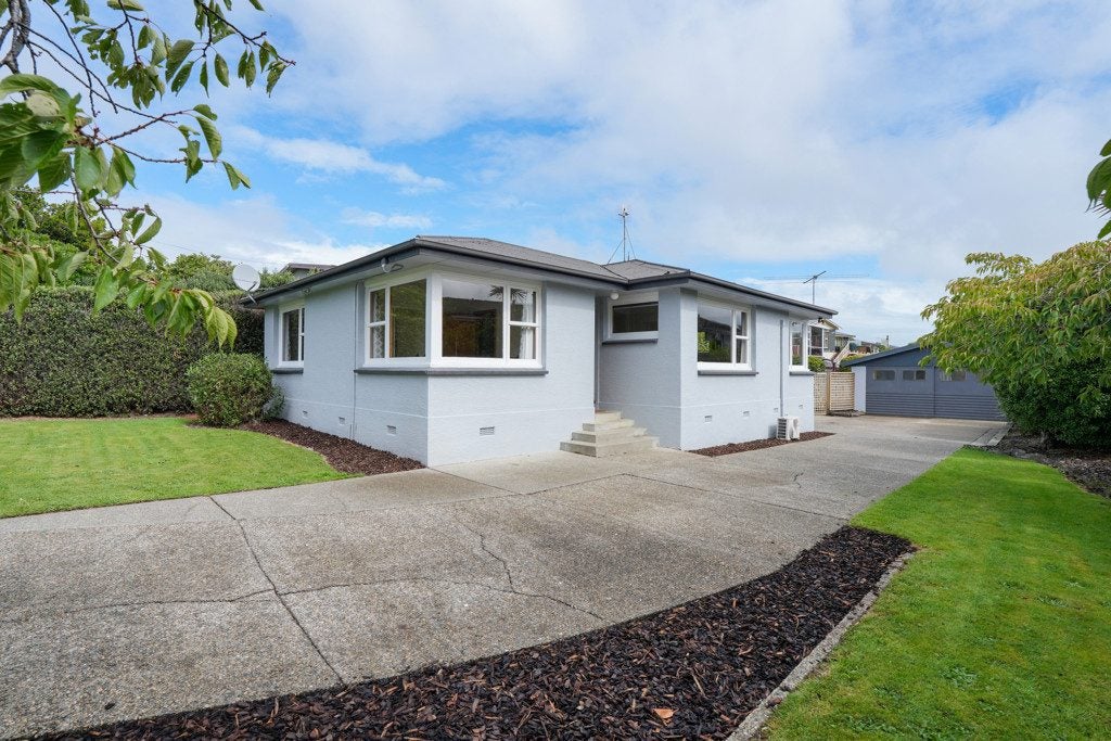 154 Salford Street, Rosedale, Invercargill - Carousel 1
