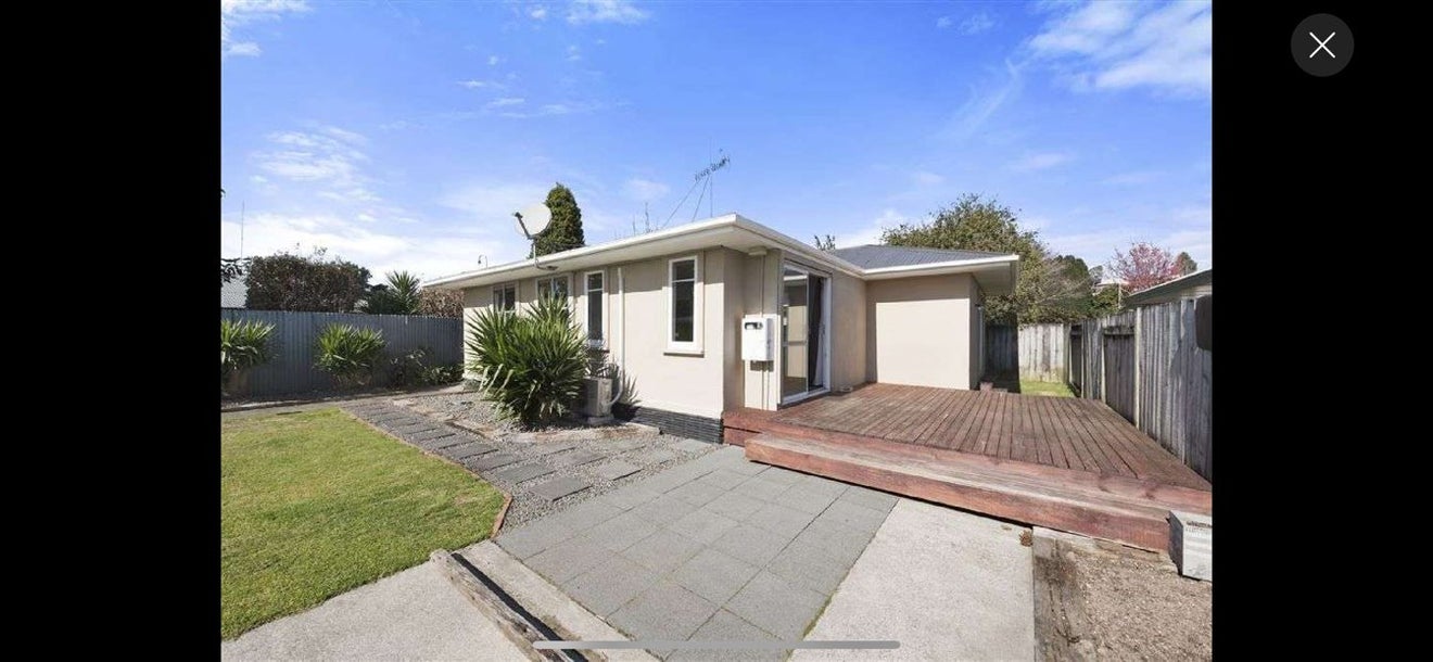 11 Queen Road, Bellevue, Tauranga - Carousel 1