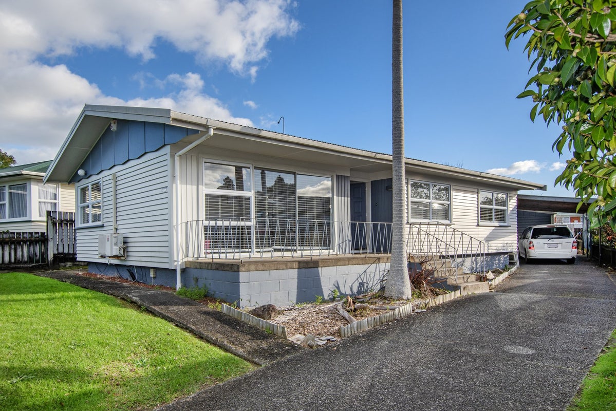 23 Tapper Crescent, Tikipunga, Whangarei - Carousel 1