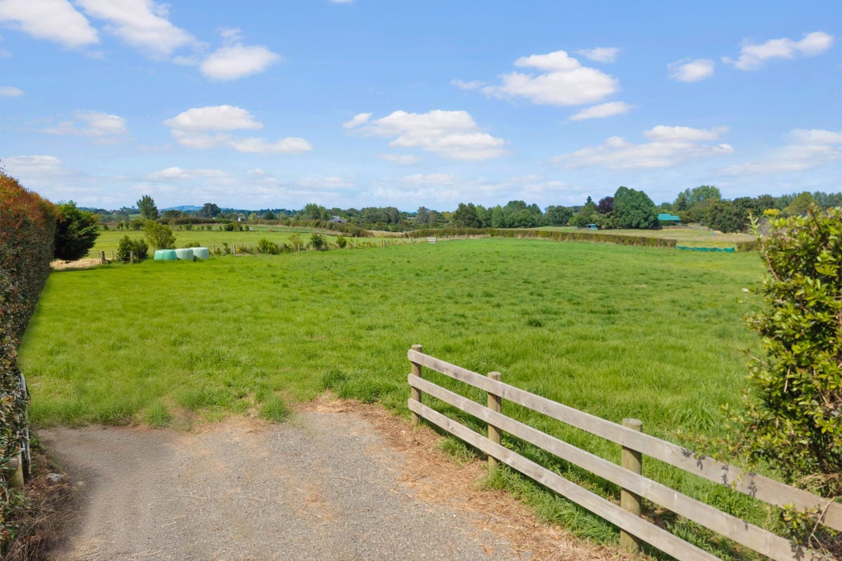 53 Lewis Road, Karaka, Papakura - Carousel 2