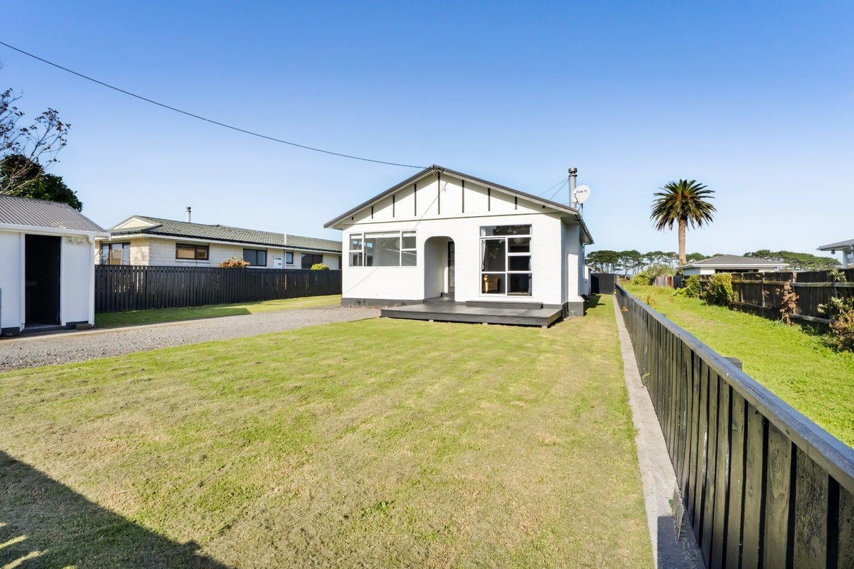 121 Ihaia Road, Opunake, Opunake - Carousel 1