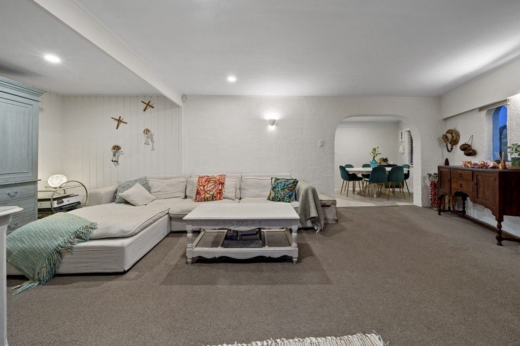 2/1A Mary Place, Favona, Auckland - Carousel 2
