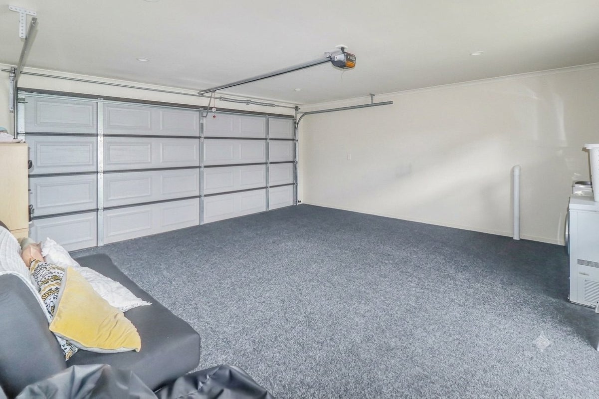 41 Secoia Crescent, Mangere, Auckland - Carousel 11