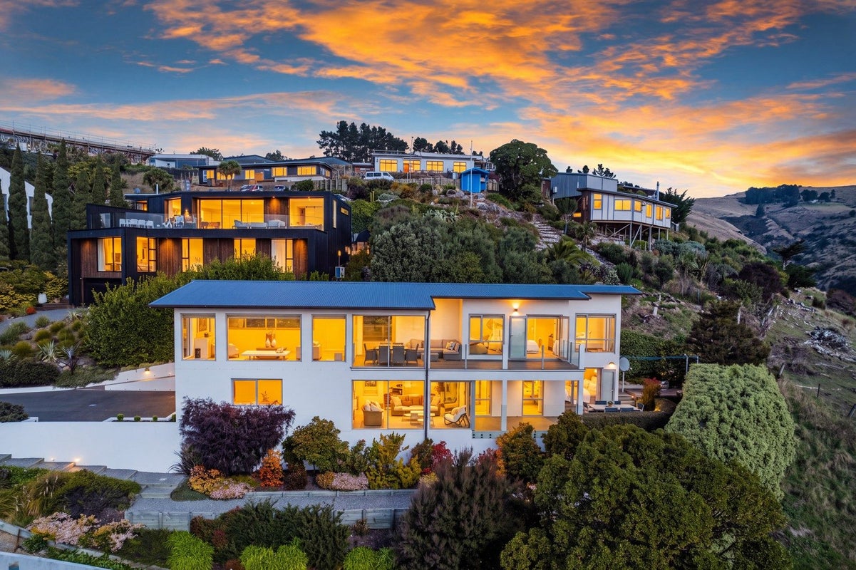 9 Galilee Lane, Clifton, Christchurch - Carousel 1