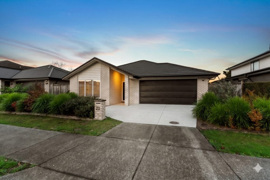 22 Waituarua Drive, Takanini, Auckland - Carousel 1