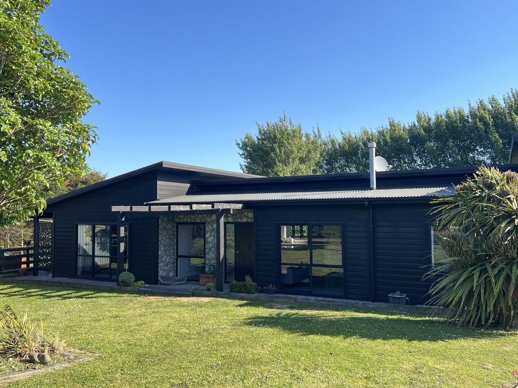 235D Watershed Road, Bunnythorpe, Palmerston North - Carousel 1
