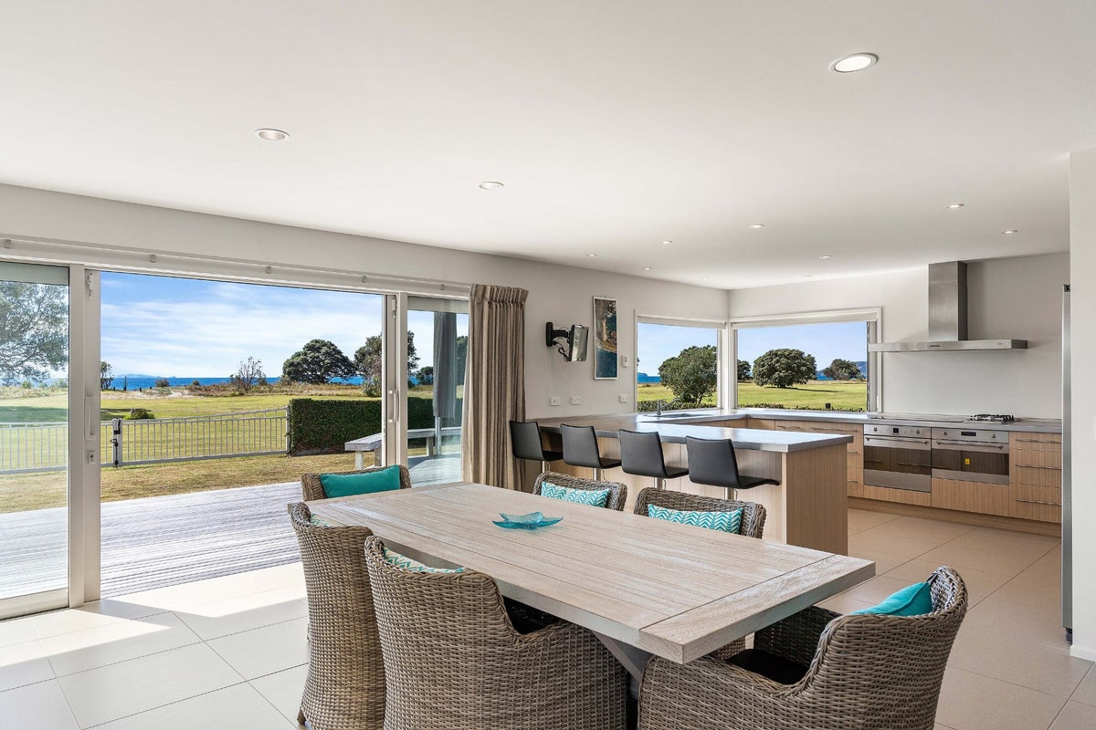 129 Corokia Place, Matarangi, Whitianga - Carousel 2