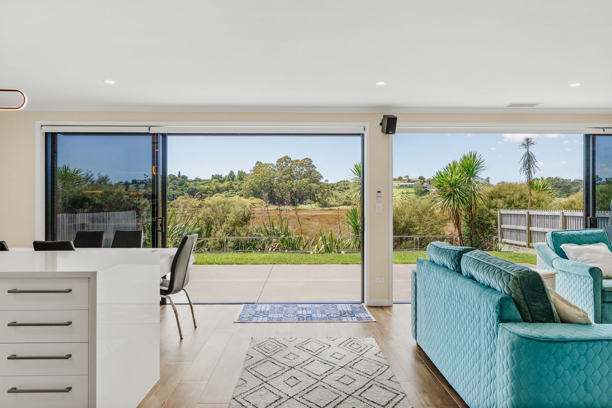 34 Tangaroa Place, Poike, Tauranga - Carousel 2