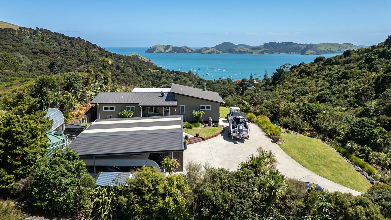 88 Kowhai Drive, Te Kouma, Coromandel - Carousel 1