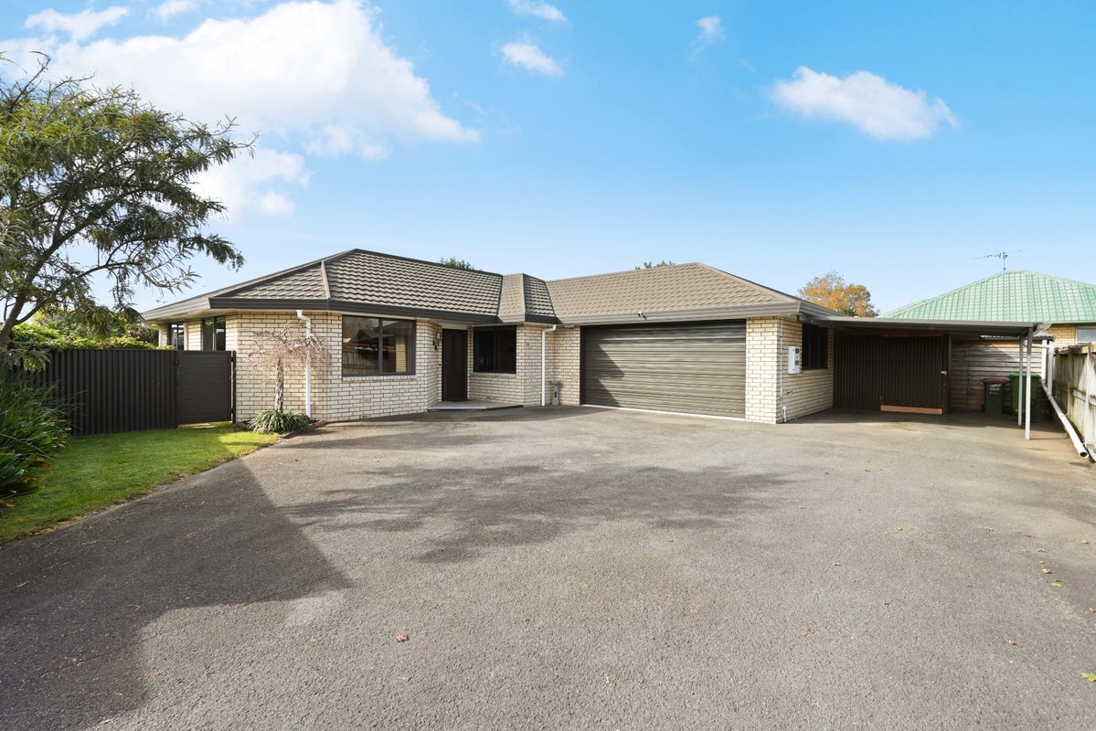 21 Mangakoea Place, St Andrews, Hamilton - Carousel 22