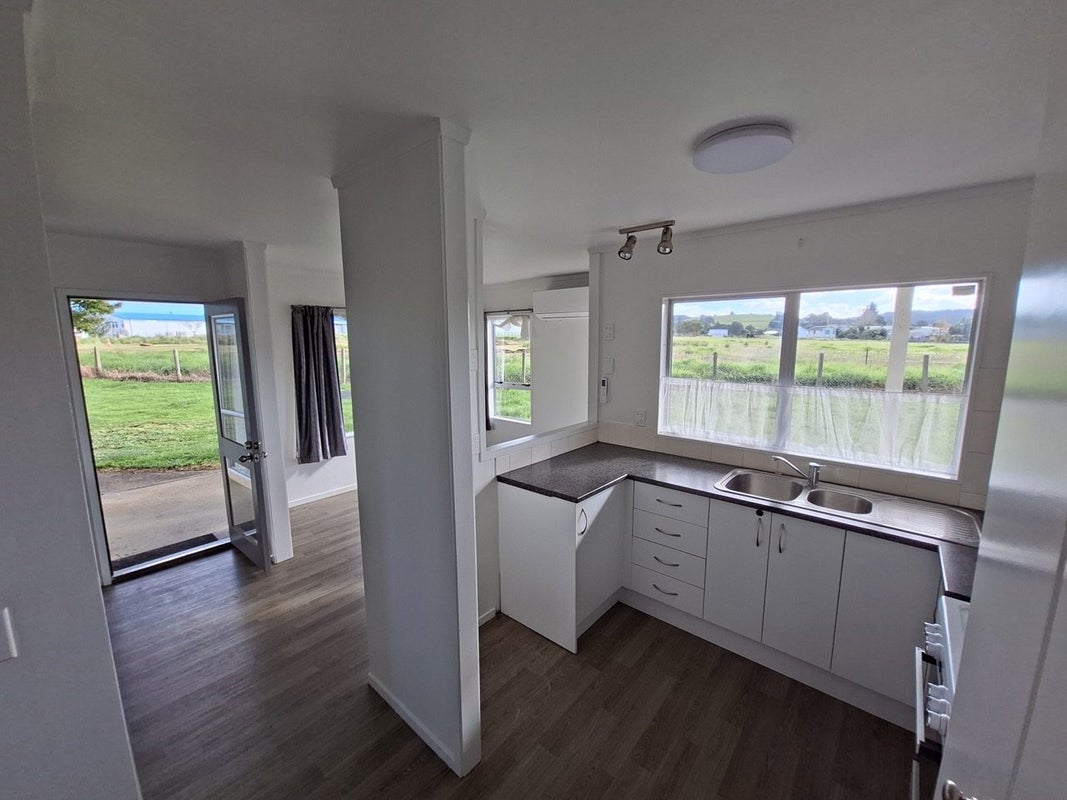 27 Thomas Street, Tikipunga, Whangarei - Carousel 1
