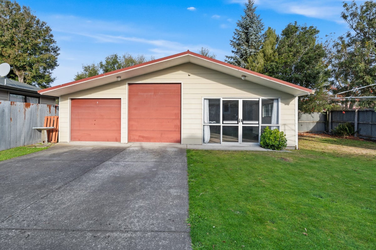 15 Taurima Street, Hei Hei, Christchurch - Carousel 21