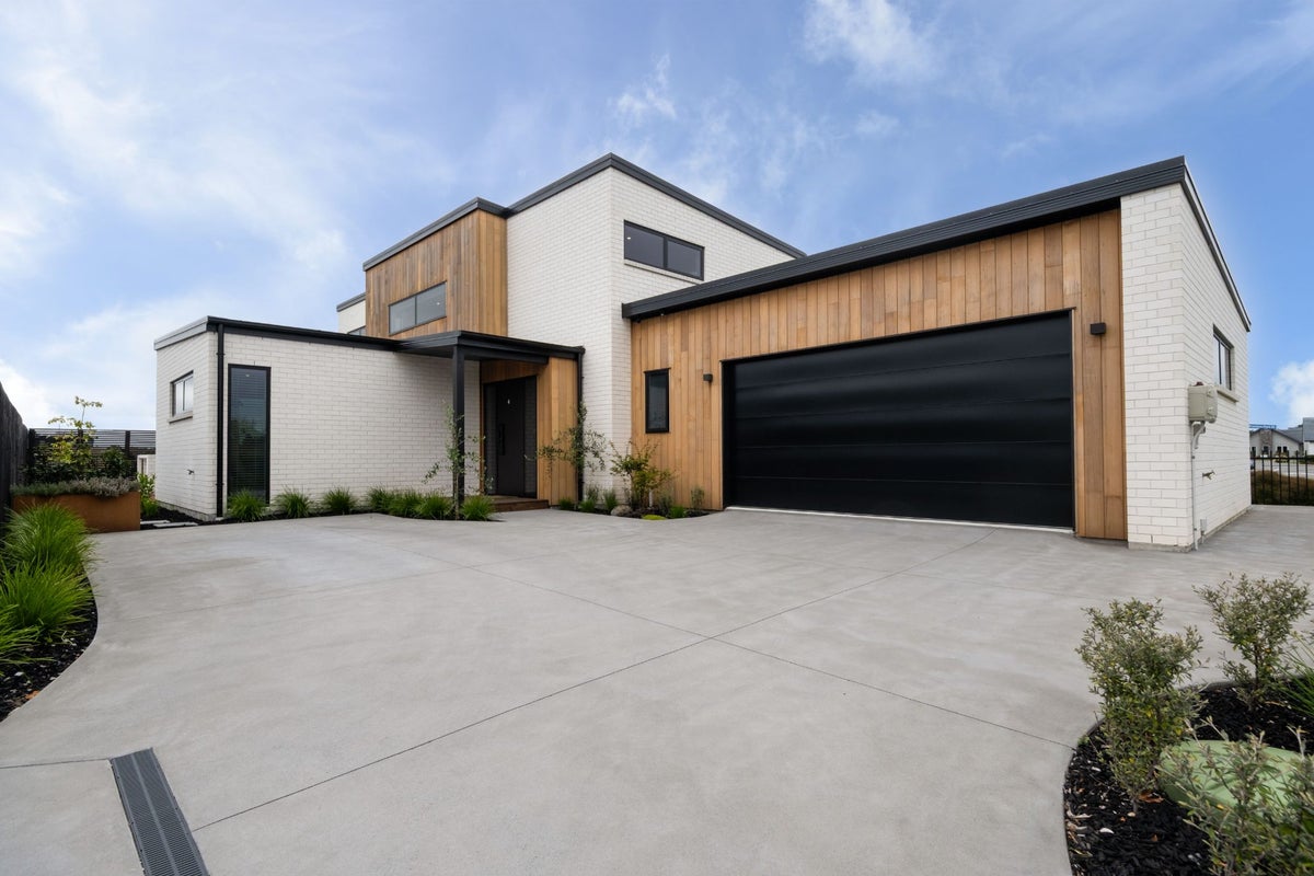 24 Lambies Street, Marshland, Christchurch - Carousel 1