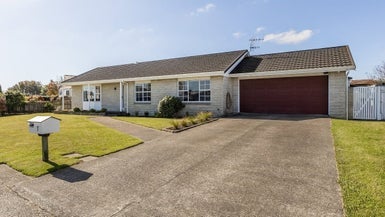 7 Wainscott Street, Greenmeadows, Napier - Carousel 1