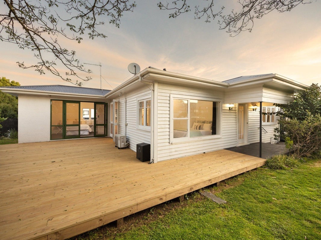 121A Forest Lake Road, Forest Lake, Hamilton - Carousel 3