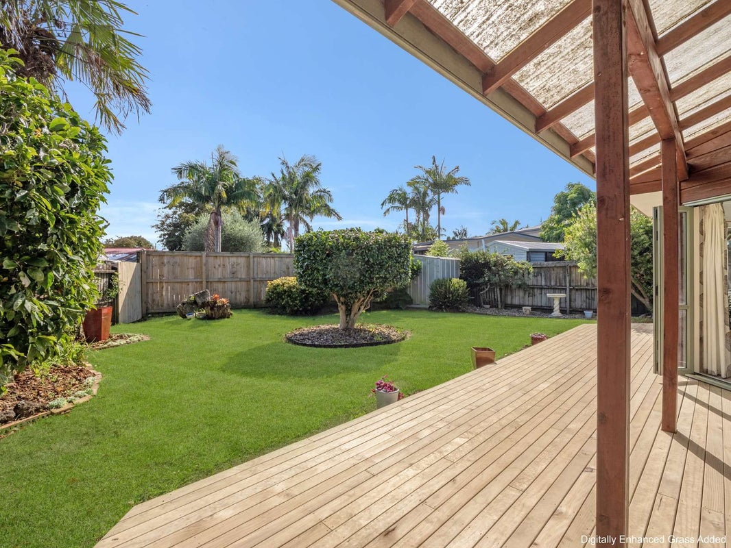 1/114 The Circle, Manly, Whangaparaoa - Carousel 2