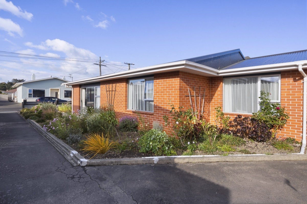 20A Eskvale Street, Saint Kilda, Dunedin - Carousel 1
