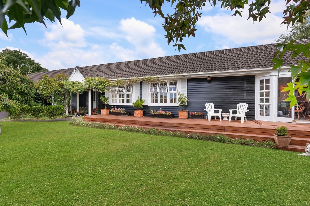 407 Redoubt Road, Totara Park, Auckland - Carousel 2