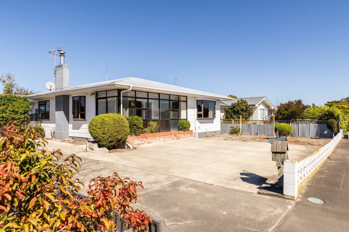 216A Kennedy Road, Onekawa, Napier - Carousel 1