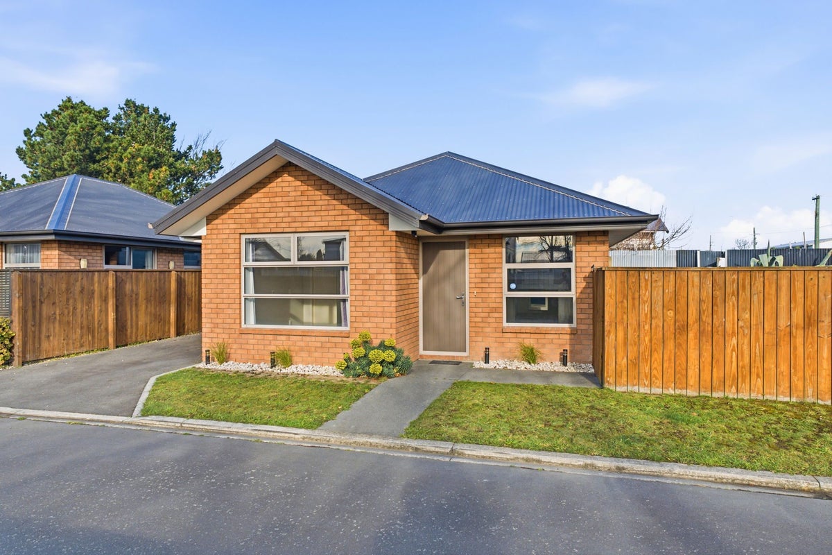 1/286 Pages Road, Wainoni, Christchurch - Carousel 18