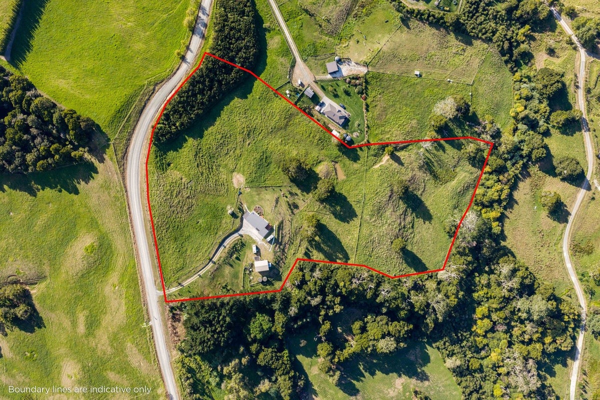 573 Valley Road, Kaiwaka, Kaiwaka - Carousel 19