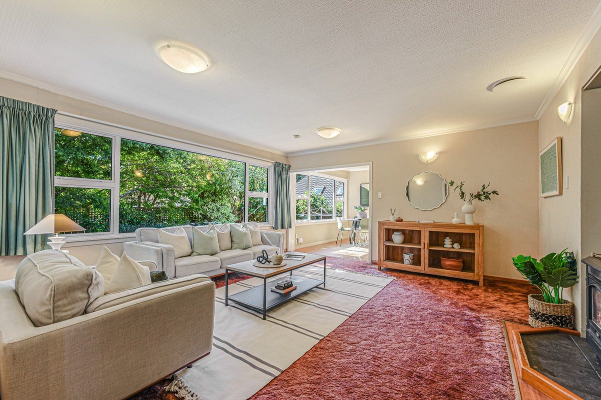 3 Oldham Lane, The Wood, Nelson - Carousel 2