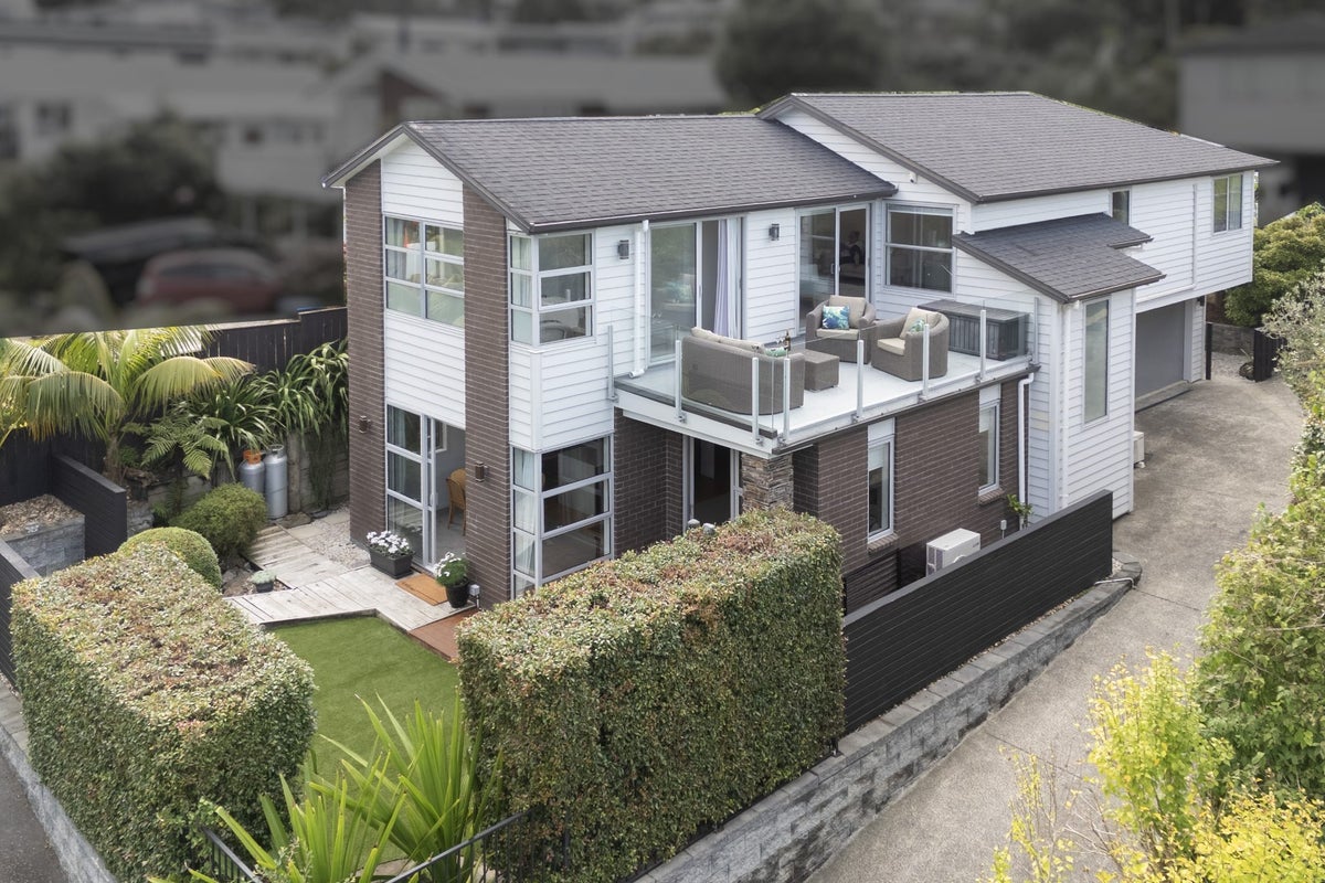 48 LEWIS ST, Blockhouse Bay, Auckland - Carousel 1