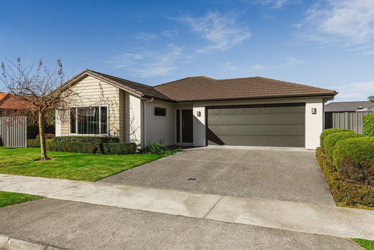 8 Rotoiti Way, Poraiti, Napier - Carousel 21