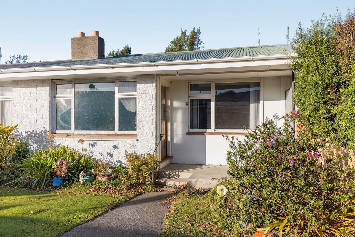 2/66 Geraldine Street, Edgeware, Christchurch - Carousel 1