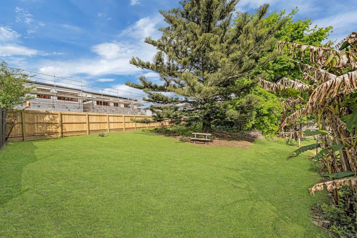 83 Hillside Road, Papatoetoe, Manukau City, Auckland - Carousel 2
