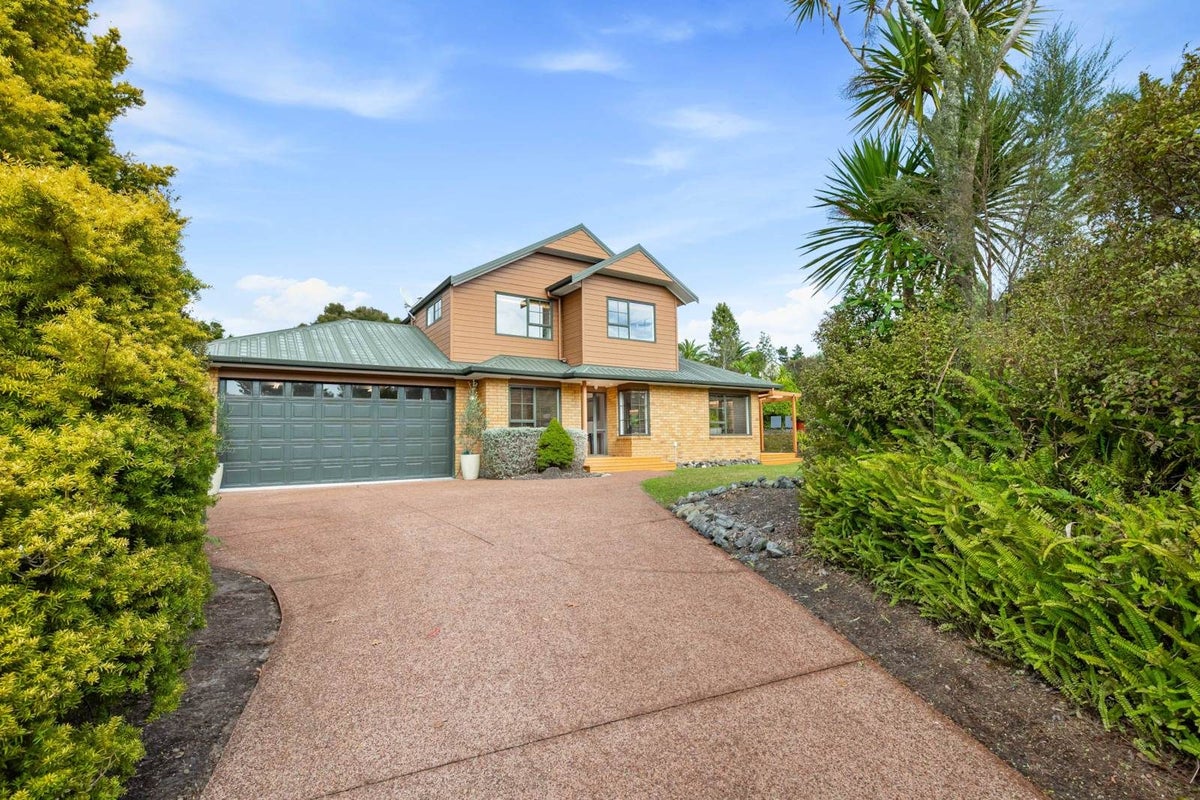15 Denehurst Drive, Waimauku, Waimauku - Carousel 1