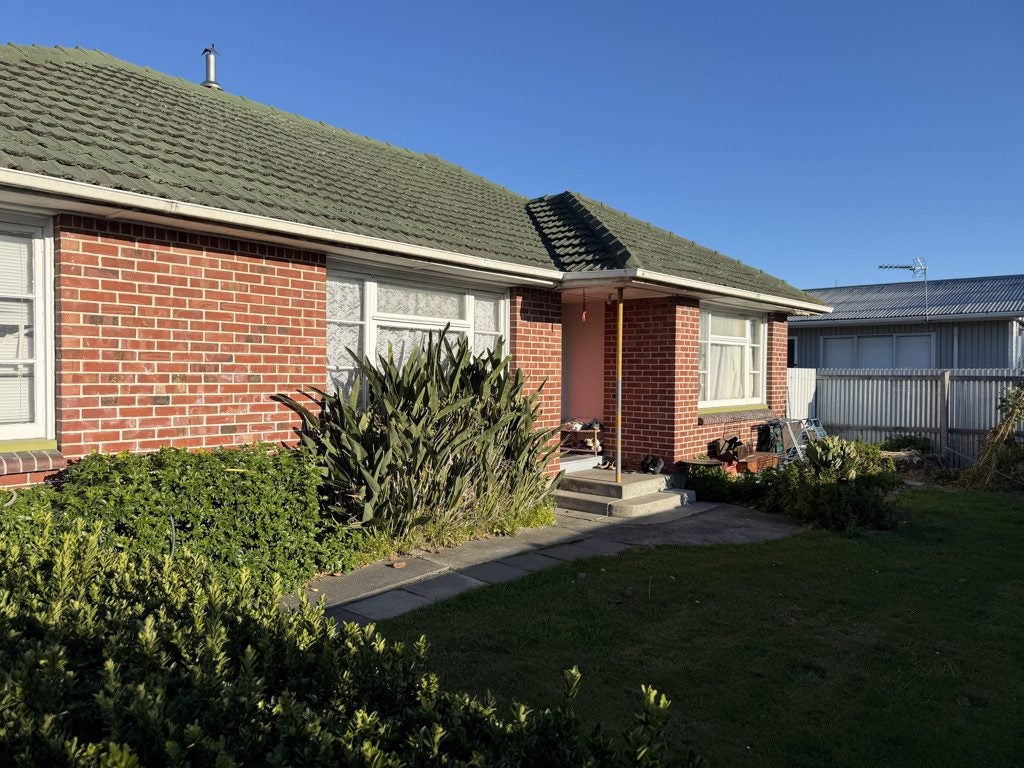 89 Halswell Road, Hillmorton, Christchurch - Carousel 1