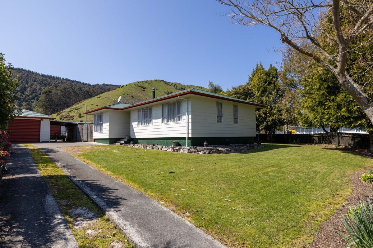 17 Rata Avenue, Tapawera - Carousel 2