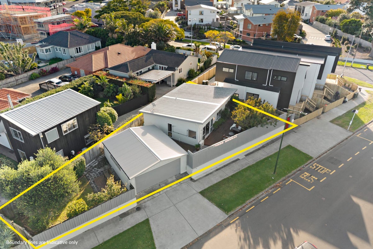 72 Waitangi Road, Onehunga, Auckland - Carousel 1