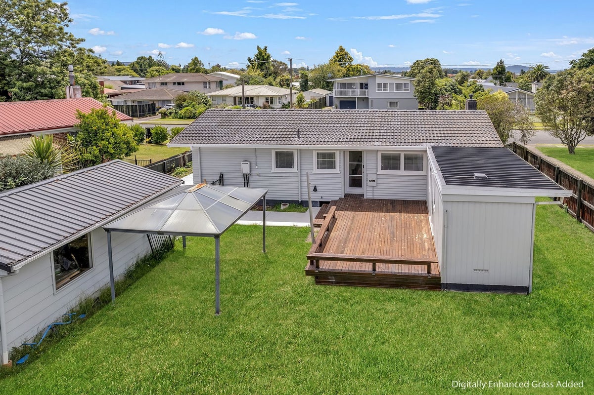 27 McKee Avenue, Fenton Park, Rotorua - Carousel 1