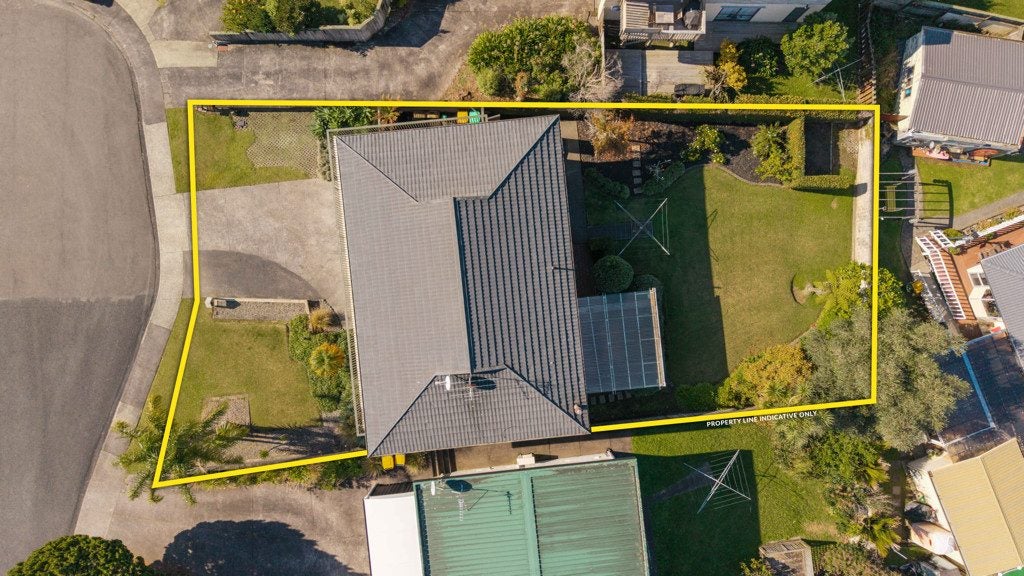 17 Tanoa Place, Glendene, Auckland - Carousel 2
