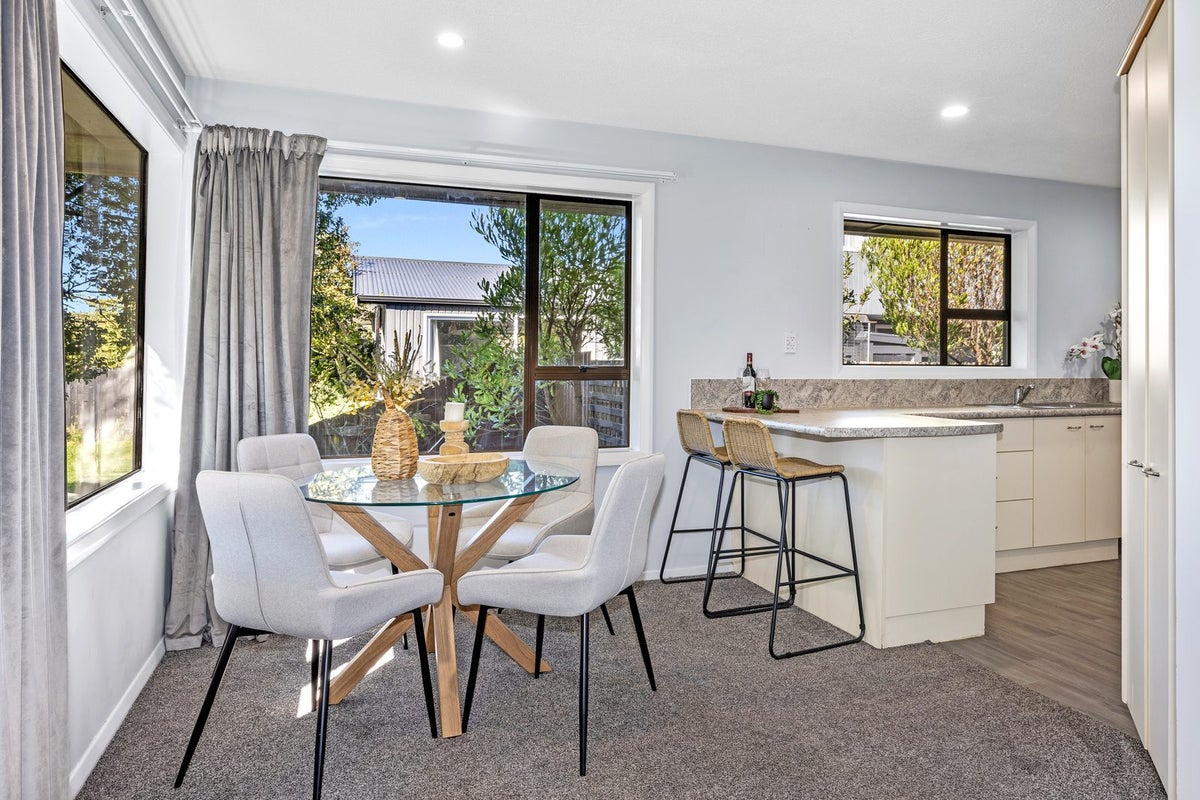 19 Rosamund Place, Halswell, Christchurch - Carousel 2