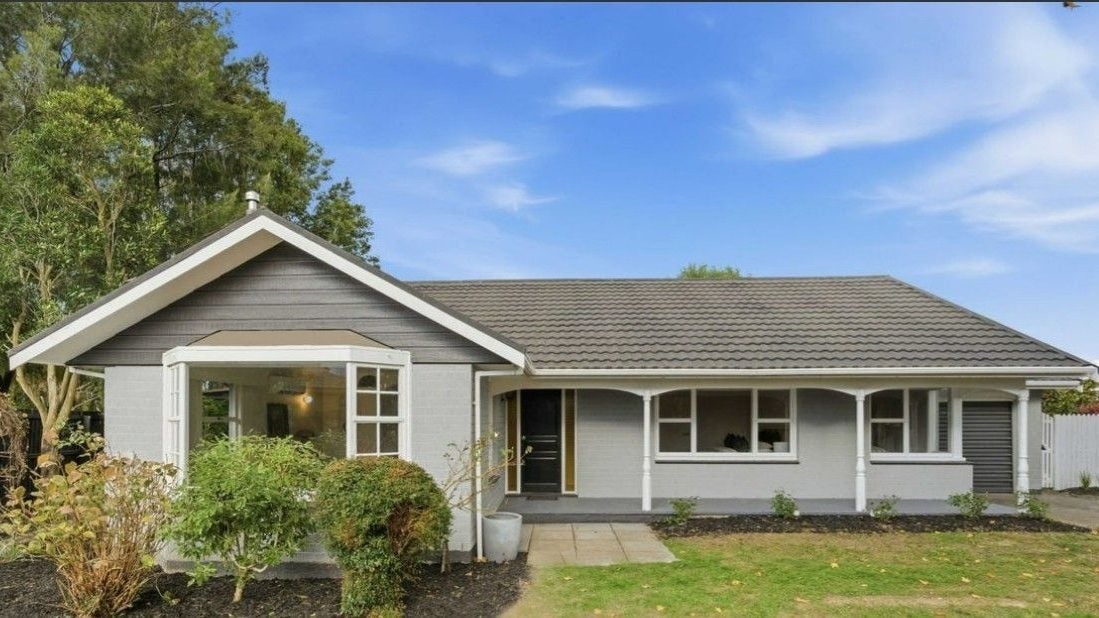 7 Quinton Place, Bishopdale, Christchurch - Carousel 1