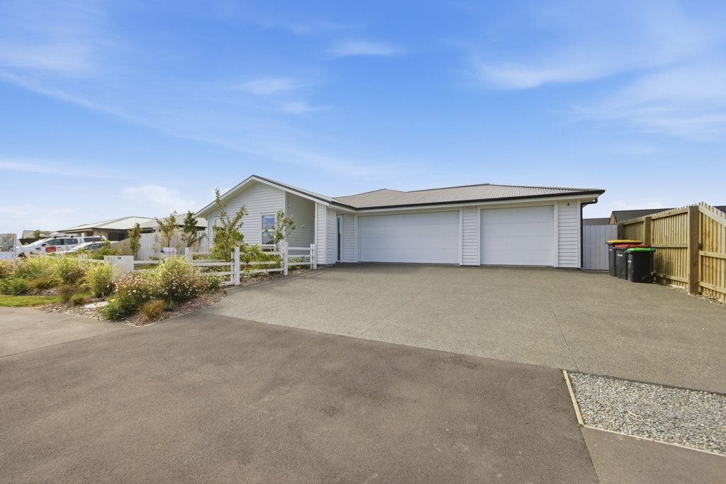 127 Prestons Park Drive, Marshland, Christchurch - Carousel 22