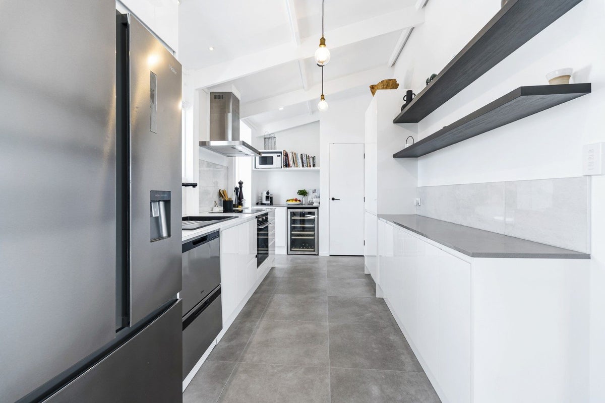 46 Donnelly Street, Oakura, Oakura - Carousel 2