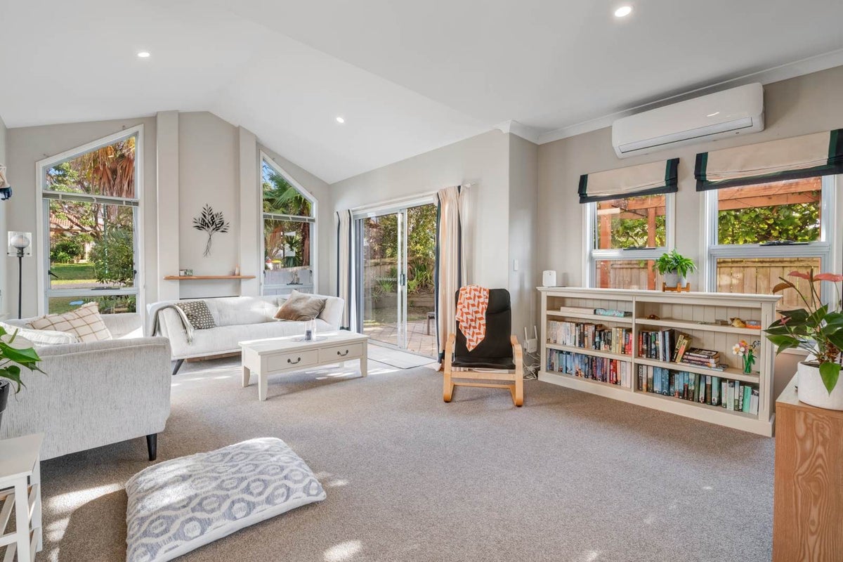 22 Kensington Terrace, Gulf Harbour, Whangaparaoa - Carousel 2