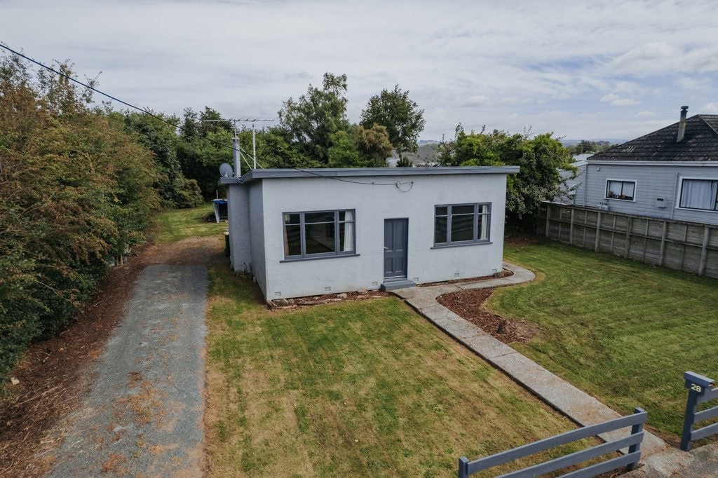 28 Burns Street, Milton, Milton - Carousel 2