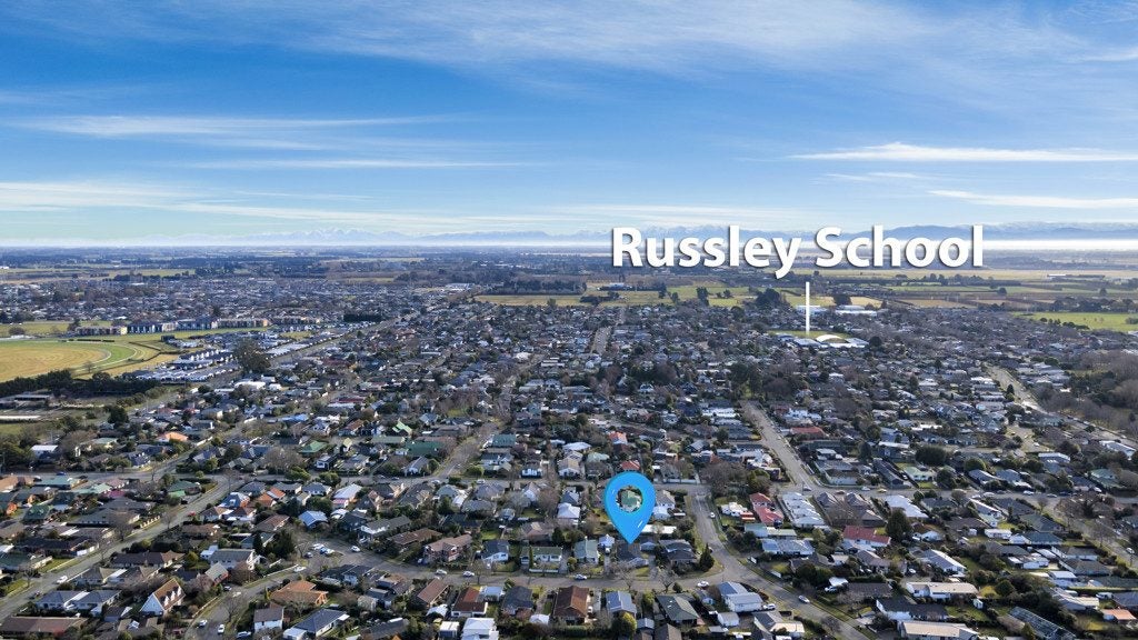 4 Camberwell Place, Avonhead, Christchurch - Carousel 24