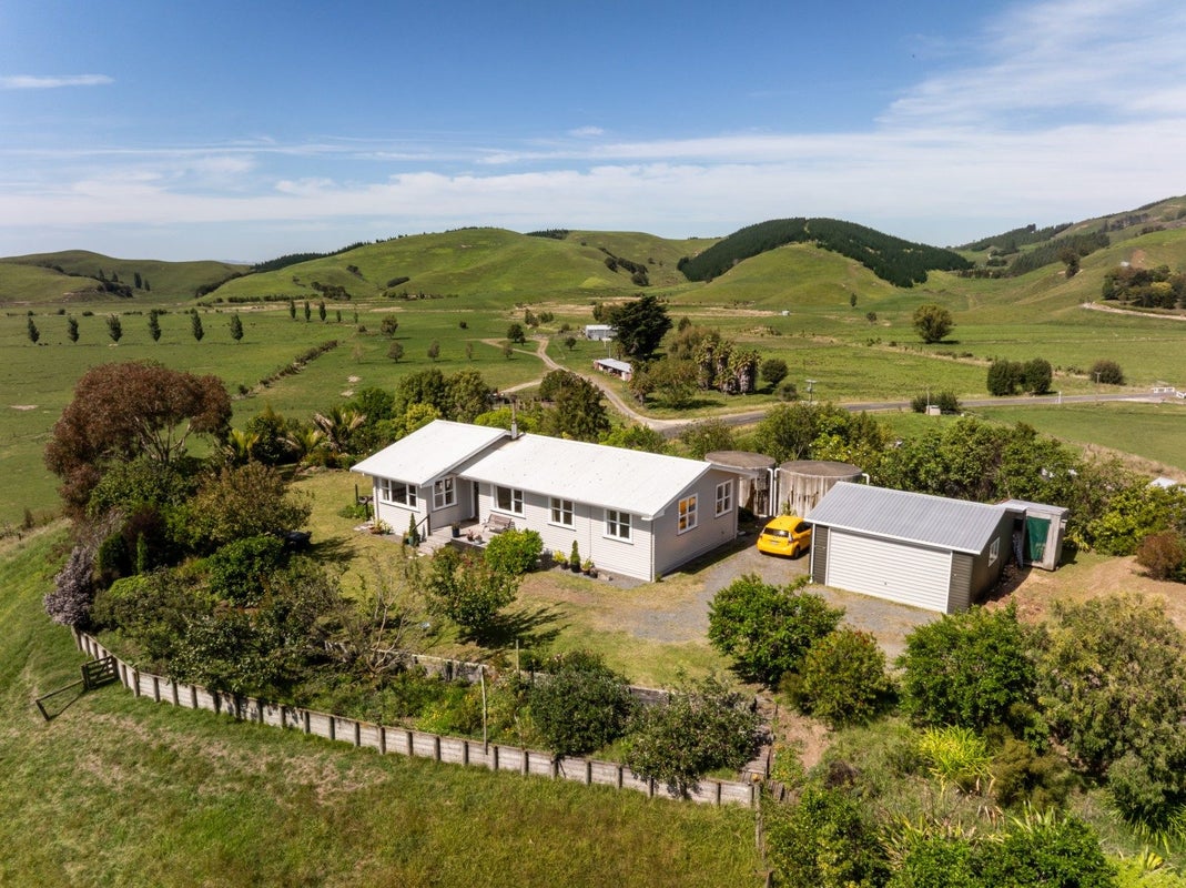 246 Seafield Road, Eskdale, Napier - Carousel 1